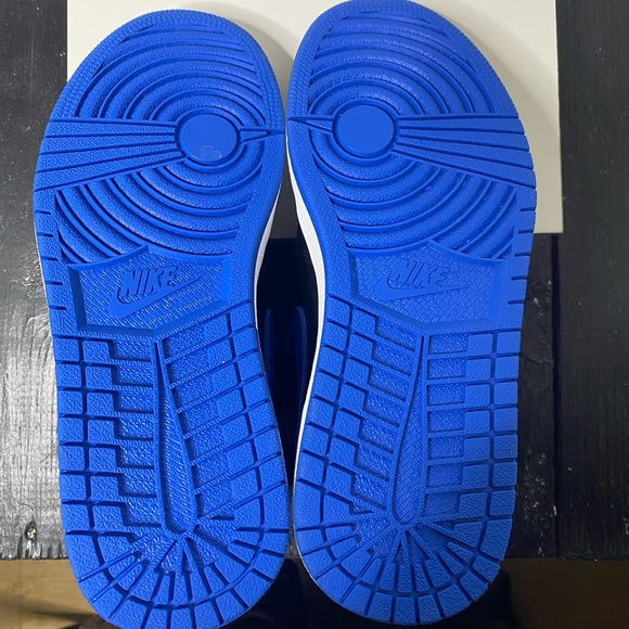 BRAND NEW!! NIKE AIR JORDAN 1 RETRO HIGH OG ROYAL - Picture 5 of 5